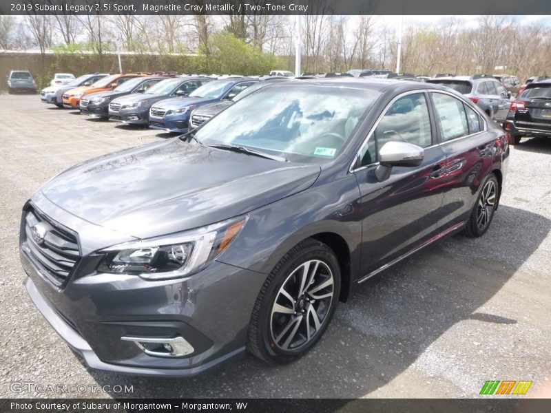 Magnetite Gray Metallic / Two-Tone Gray 2019 Subaru Legacy 2.5i Sport
