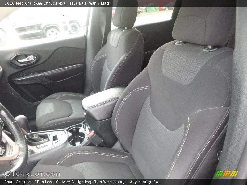 True Blue Pearl / Black 2016 Jeep Cherokee Latitude 4x4