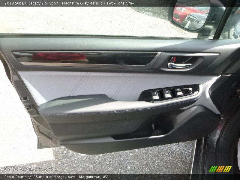 Magnetite Gray Metallic / Two-Tone Gray 2019 Subaru Legacy 2.5i Sport