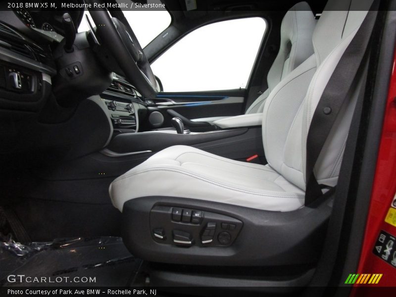 Melbourne Red Metallic / Silverstone 2018 BMW X5 M