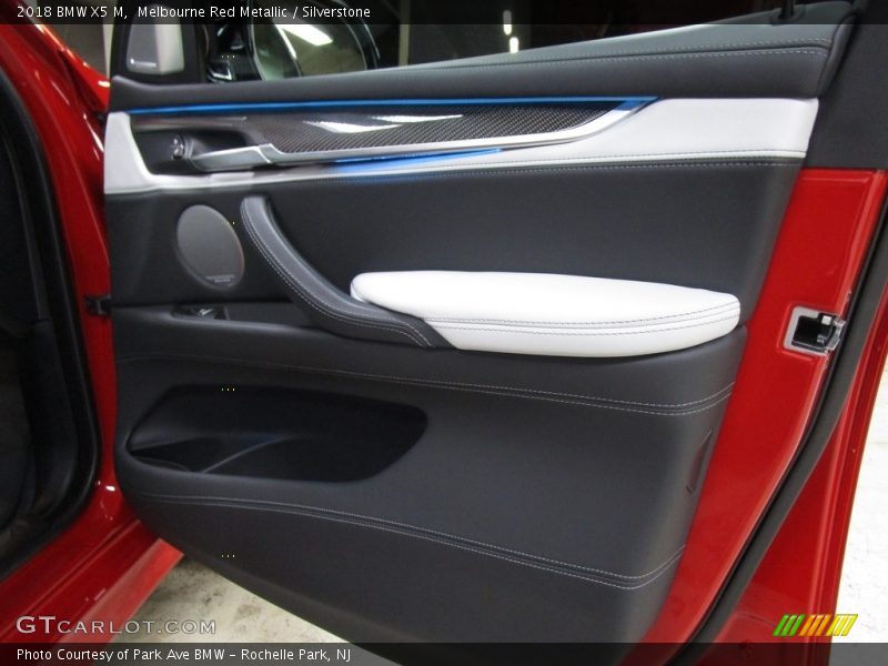 Melbourne Red Metallic / Silverstone 2018 BMW X5 M
