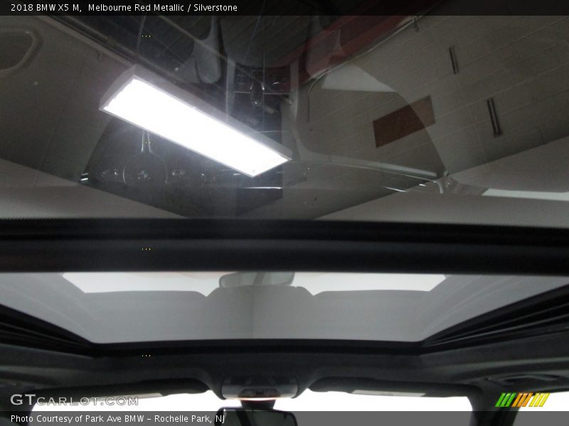 Melbourne Red Metallic / Silverstone 2018 BMW X5 M