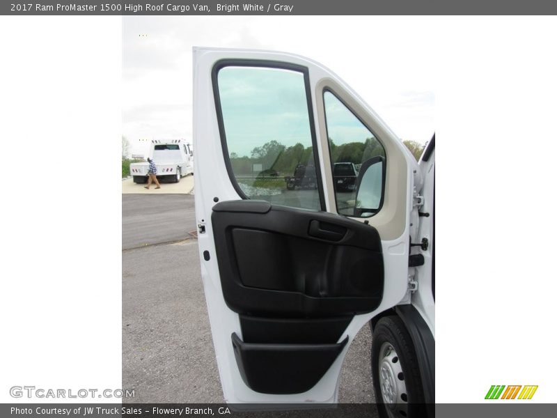 Bright White / Gray 2017 Ram ProMaster 1500 High Roof Cargo Van