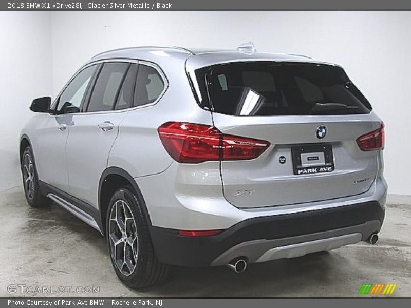 Glacier Silver Metallic / Black 2018 BMW X1 xDrive28i