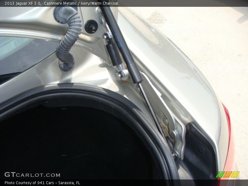 Cashmere Metallic / Ivory/Warm Charcoal 2013 Jaguar XF 3.0