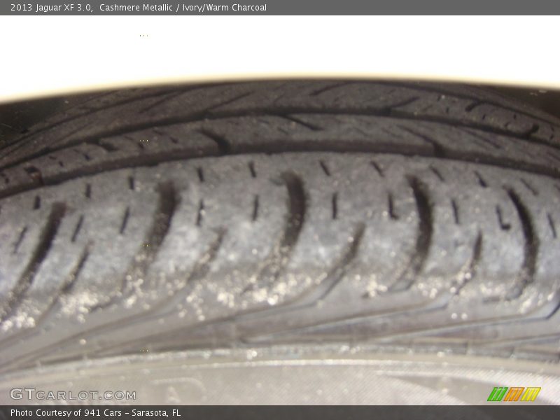 Cashmere Metallic / Ivory/Warm Charcoal 2013 Jaguar XF 3.0