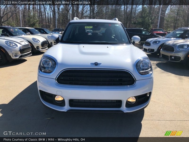 Light White / Carbon Black 2019 Mini Countryman Cooper All4