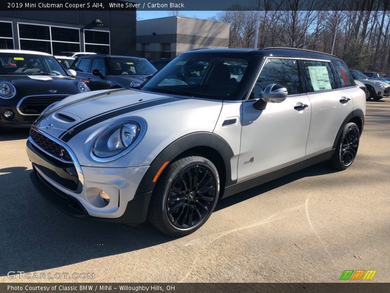 White Silver / Carbon Black 2019 Mini Clubman Cooper S All4