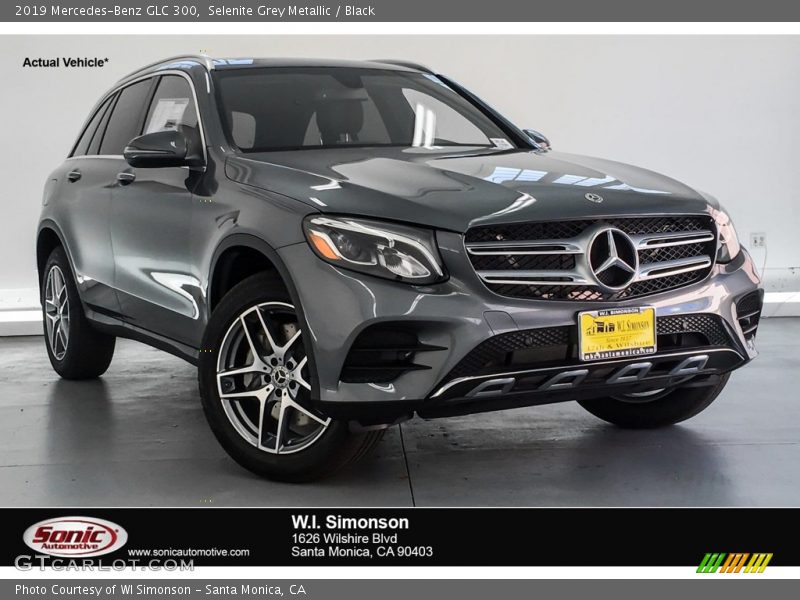 Selenite Grey Metallic / Black 2019 Mercedes-Benz GLC 300