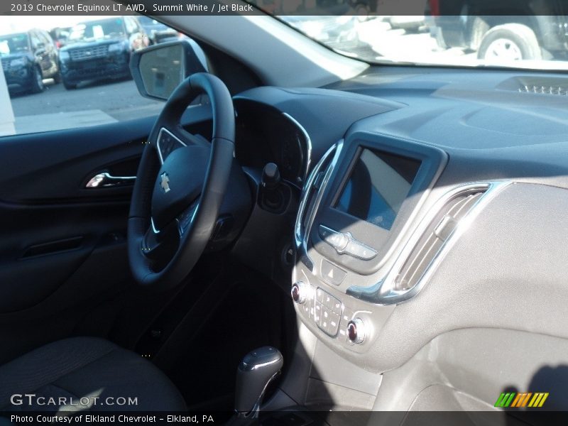 Summit White / Jet Black 2019 Chevrolet Equinox LT AWD
