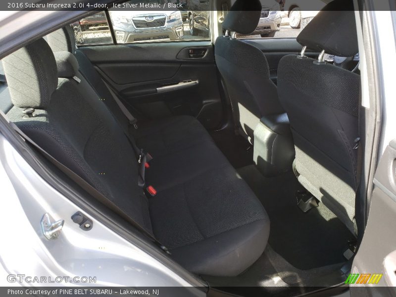 Ice Silver Metallic / Black 2016 Subaru Impreza 2.0i 4-door