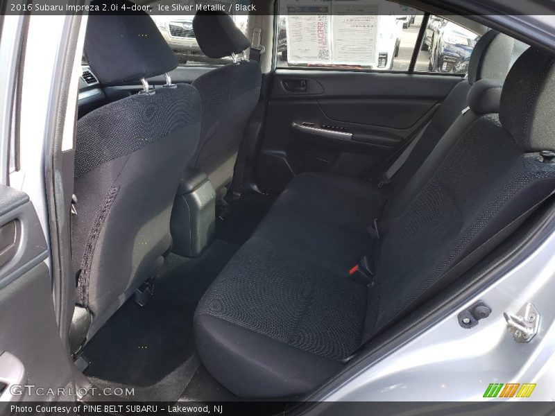Ice Silver Metallic / Black 2016 Subaru Impreza 2.0i 4-door