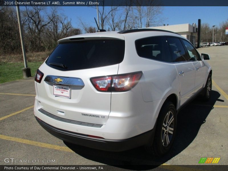 Summit White / Ebony 2016 Chevrolet Traverse LT AWD