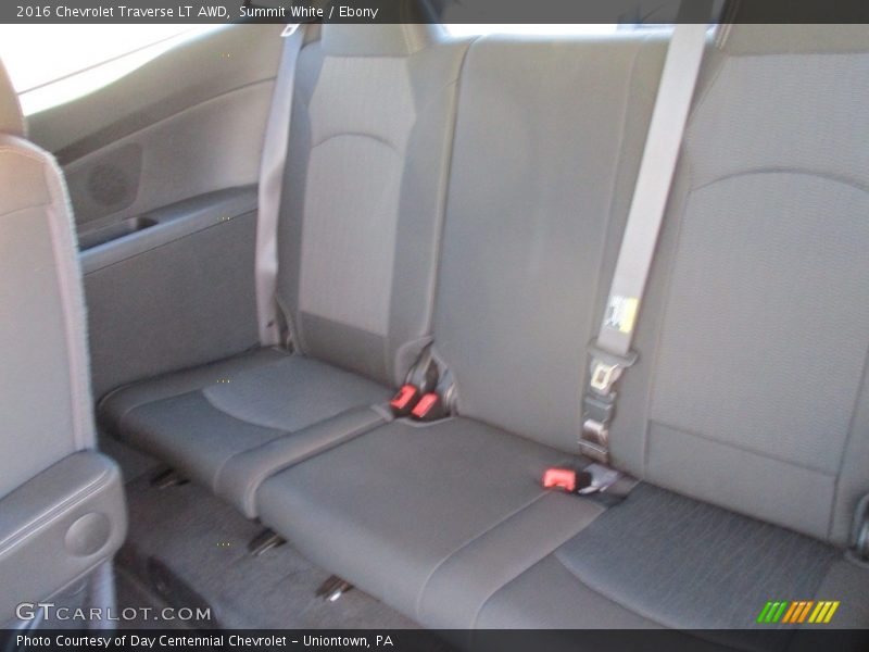 Summit White / Ebony 2016 Chevrolet Traverse LT AWD