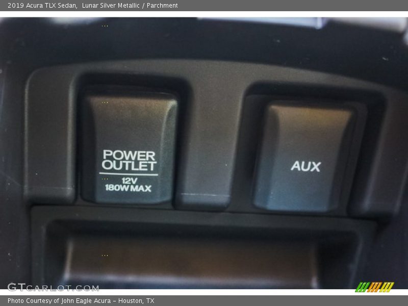 Lunar Silver Metallic / Parchment 2019 Acura TLX Sedan