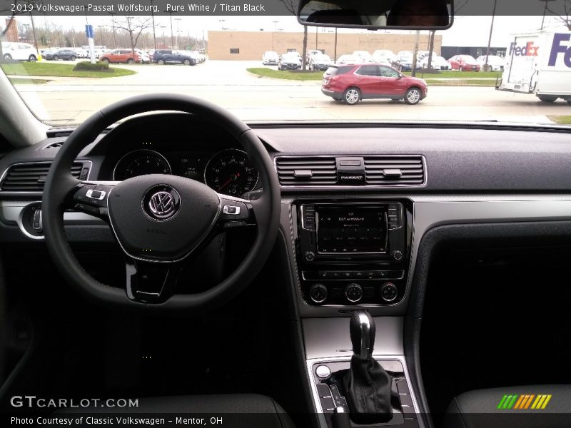 Pure White / Titan Black 2019 Volkswagen Passat Wolfsburg