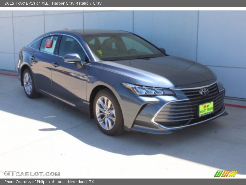 Harbor Gray Metallic / Gray 2019 Toyota Avalon XLE
