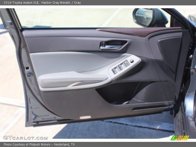 Harbor Gray Metallic / Gray 2019 Toyota Avalon XLE