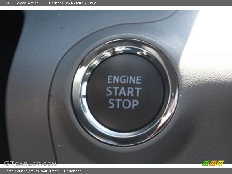 Harbor Gray Metallic / Gray 2019 Toyota Avalon XLE