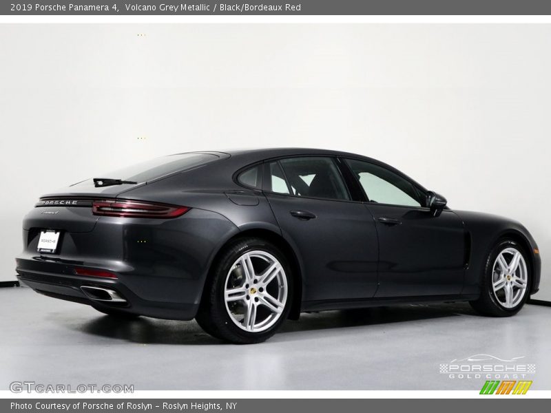 Volcano Grey Metallic / Black/Bordeaux Red 2019 Porsche Panamera 4