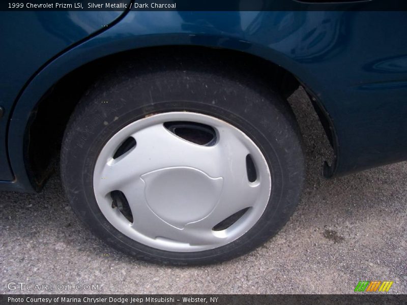 Silver Metallic / Dark Charcoal 1999 Chevrolet Prizm LSi