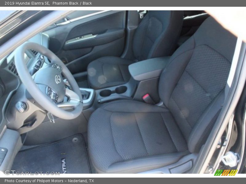 Phantom Black / Black 2019 Hyundai Elantra SE