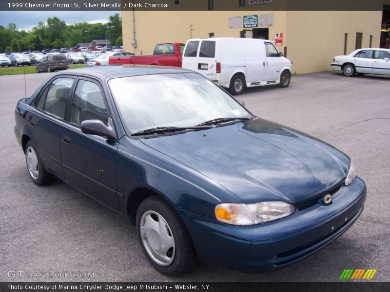 Silver Metallic / Dark Charcoal 1999 Chevrolet Prizm LSi