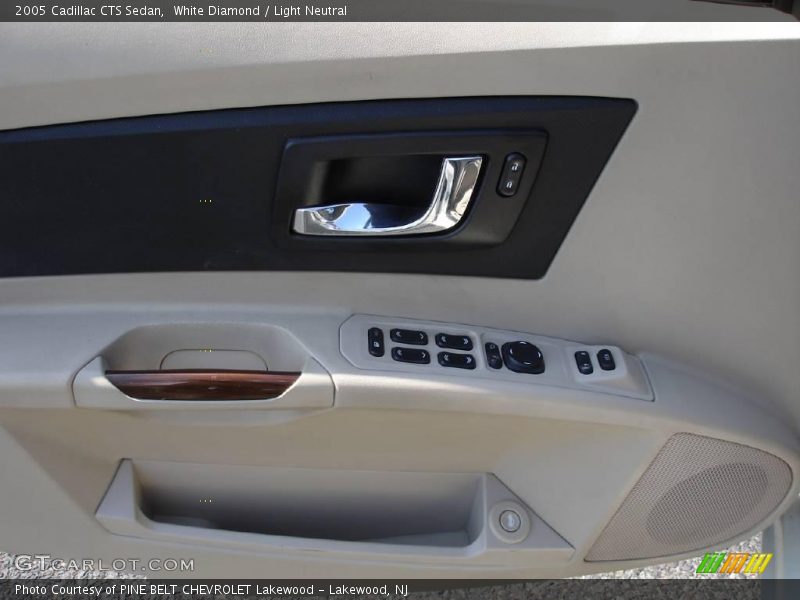 White Diamond / Light Neutral 2005 Cadillac CTS Sedan