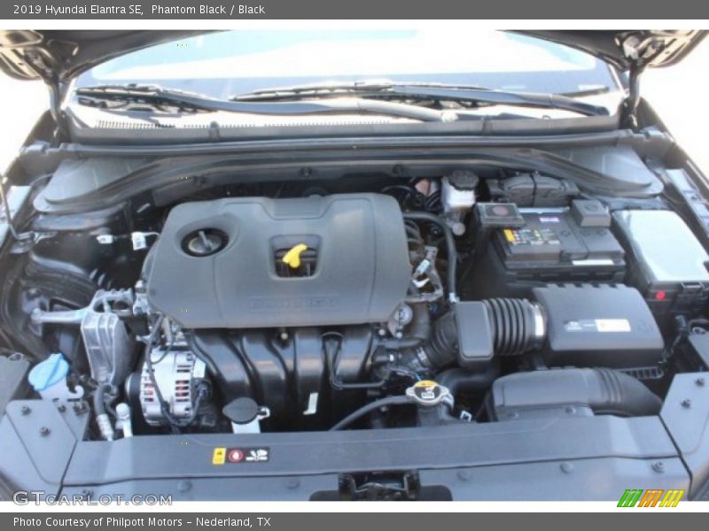 Phantom Black / Black 2019 Hyundai Elantra SE