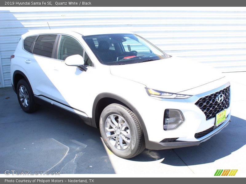 Quartz White / Black 2019 Hyundai Santa Fe SE