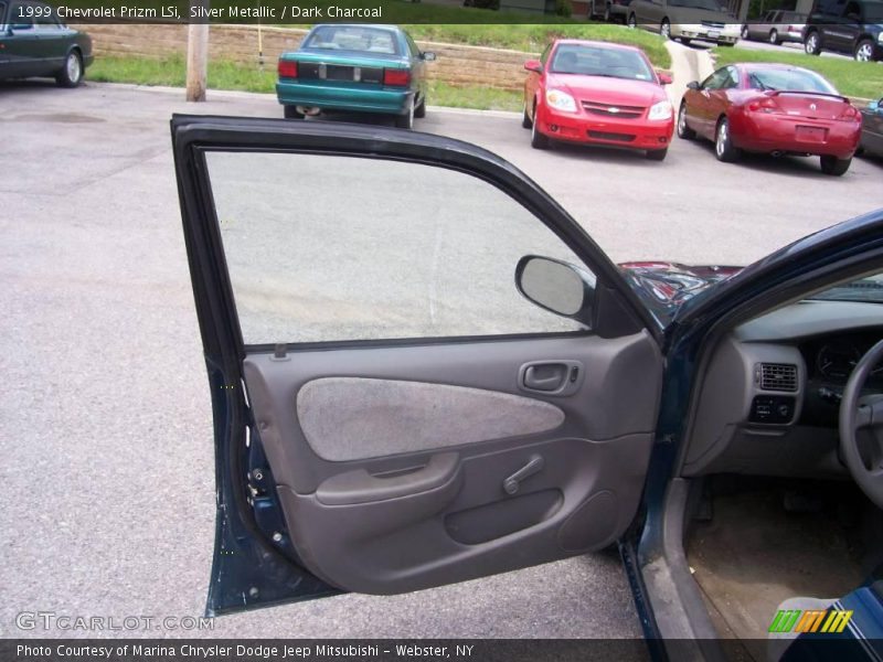 Silver Metallic / Dark Charcoal 1999 Chevrolet Prizm LSi
