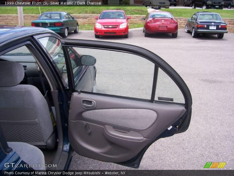 Silver Metallic / Dark Charcoal 1999 Chevrolet Prizm LSi