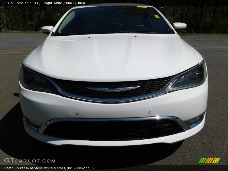 Bright White / Black/Linen 2015 Chrysler 200 C