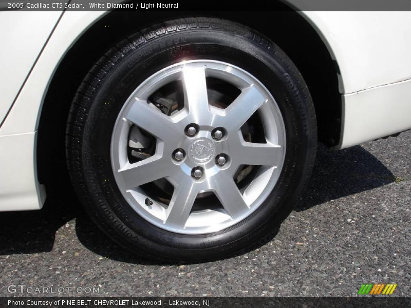 White Diamond / Light Neutral 2005 Cadillac CTS Sedan
