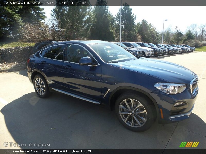 Phytonic Blue Metallic / Black 2019 BMW X4 xDrive30i