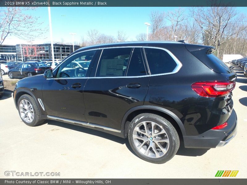 Black Sapphire Metallic / Black 2019 BMW X5 xDrive40i