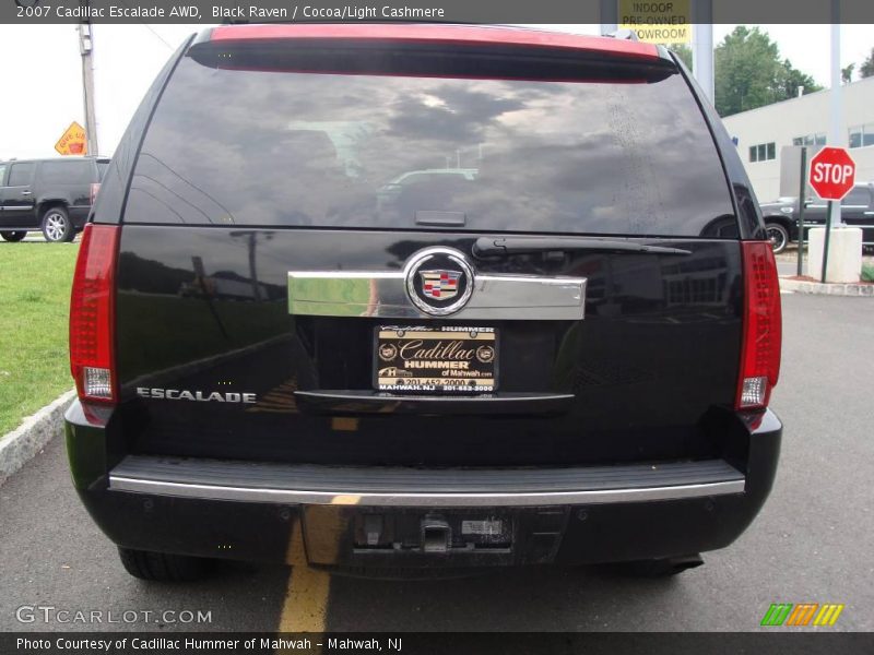 Black Raven / Cocoa/Light Cashmere 2007 Cadillac Escalade AWD