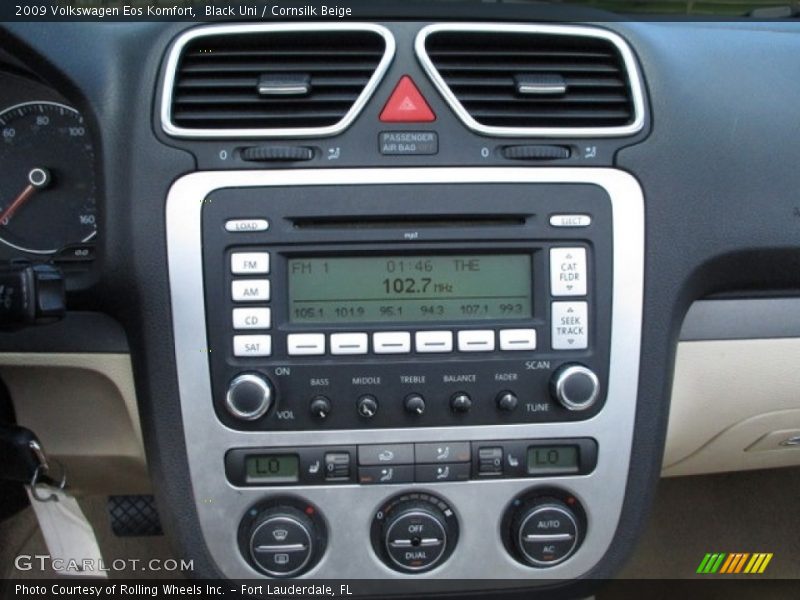 Black Uni / Cornsilk Beige 2009 Volkswagen Eos Komfort