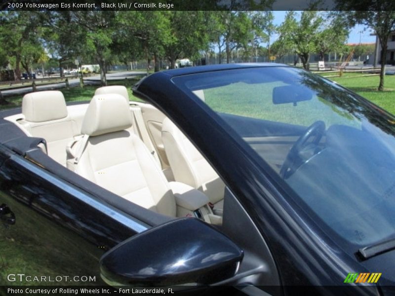 Black Uni / Cornsilk Beige 2009 Volkswagen Eos Komfort