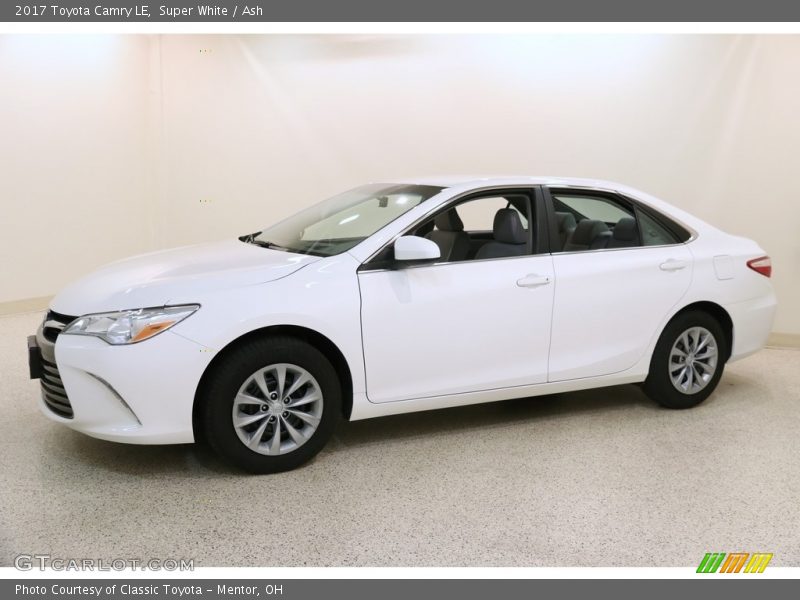 Super White / Ash 2017 Toyota Camry LE