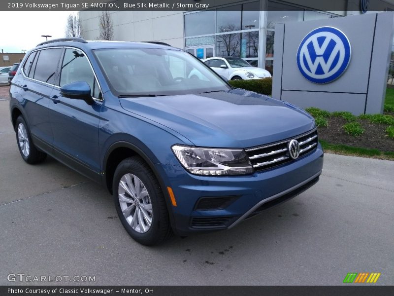 Front 3/4 View of 2019 Tiguan SE 4MOTION