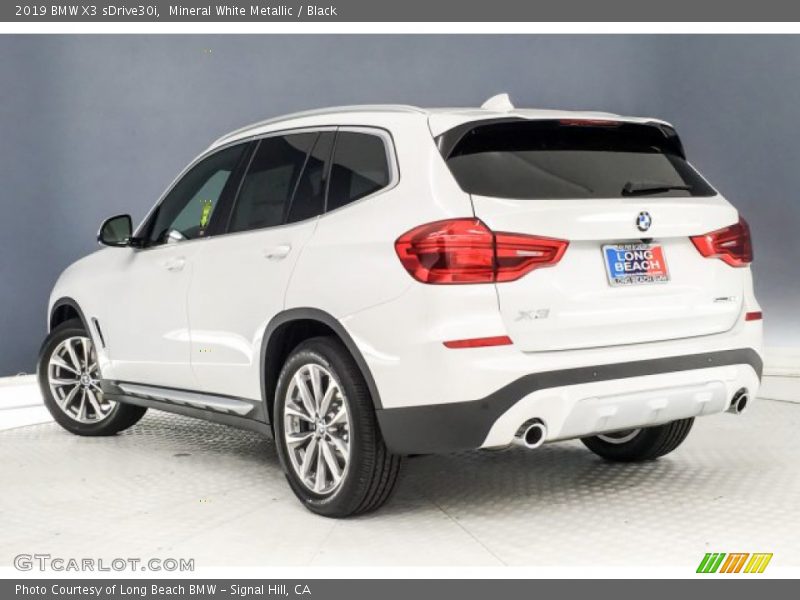 Mineral White Metallic / Black 2019 BMW X3 sDrive30i