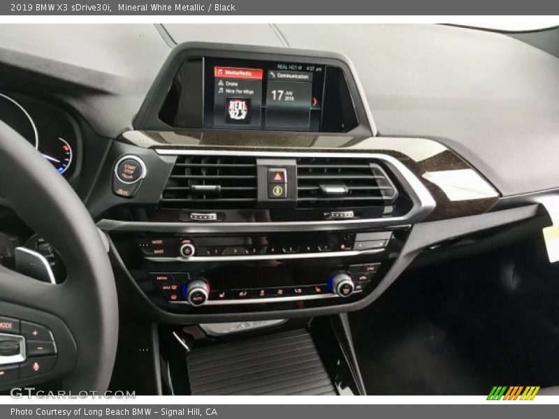 Mineral White Metallic / Black 2019 BMW X3 sDrive30i