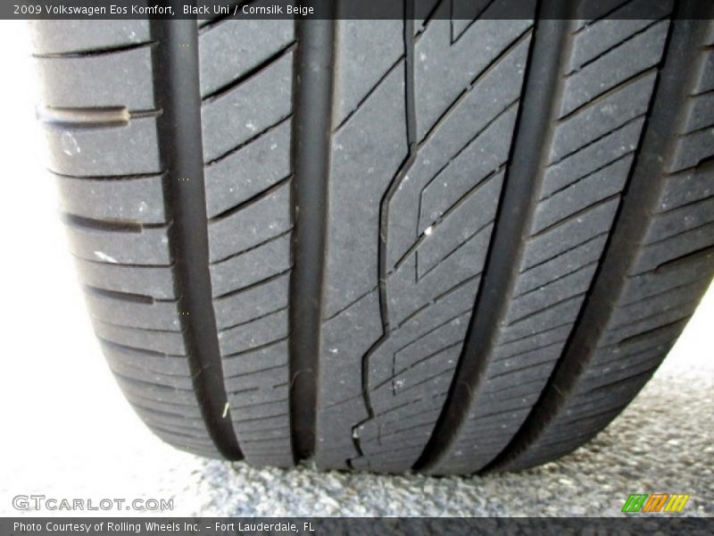 Black Uni / Cornsilk Beige 2009 Volkswagen Eos Komfort
