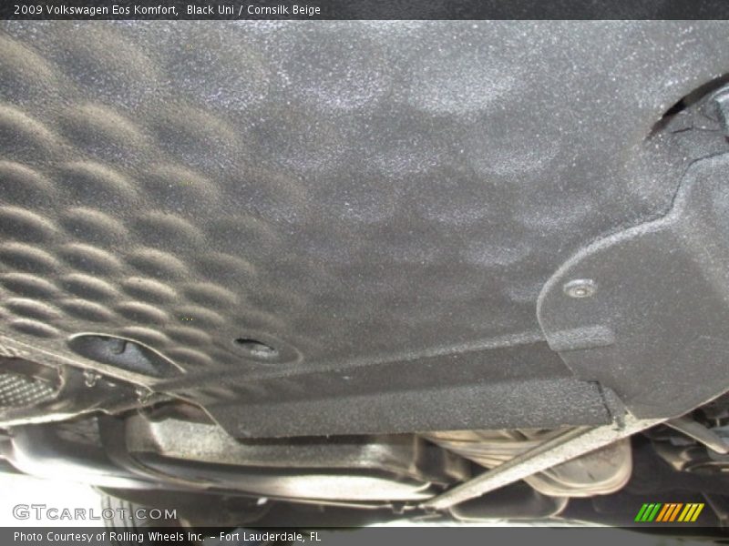 Black Uni / Cornsilk Beige 2009 Volkswagen Eos Komfort