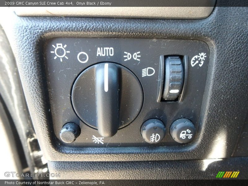 Onyx Black / Ebony 2009 GMC Canyon SLE Crew Cab 4x4