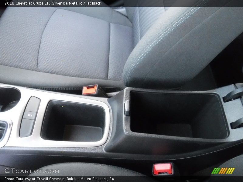 Silver Ice Metallic / Jet Black 2018 Chevrolet Cruze LT