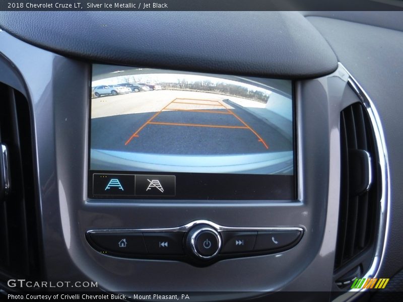 Silver Ice Metallic / Jet Black 2018 Chevrolet Cruze LT