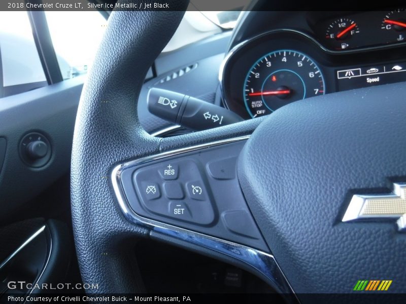 Silver Ice Metallic / Jet Black 2018 Chevrolet Cruze LT