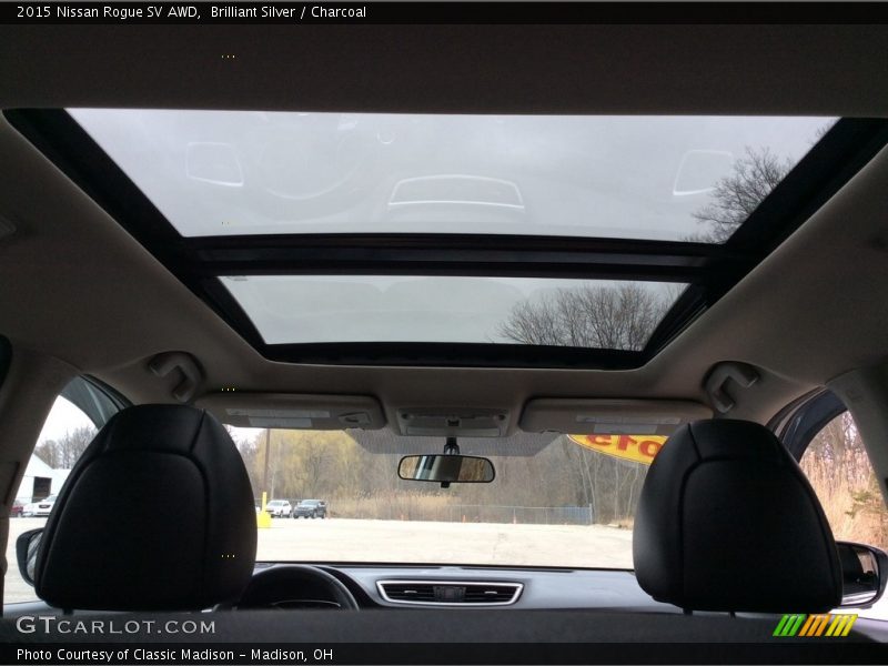 Brilliant Silver / Charcoal 2015 Nissan Rogue SV AWD